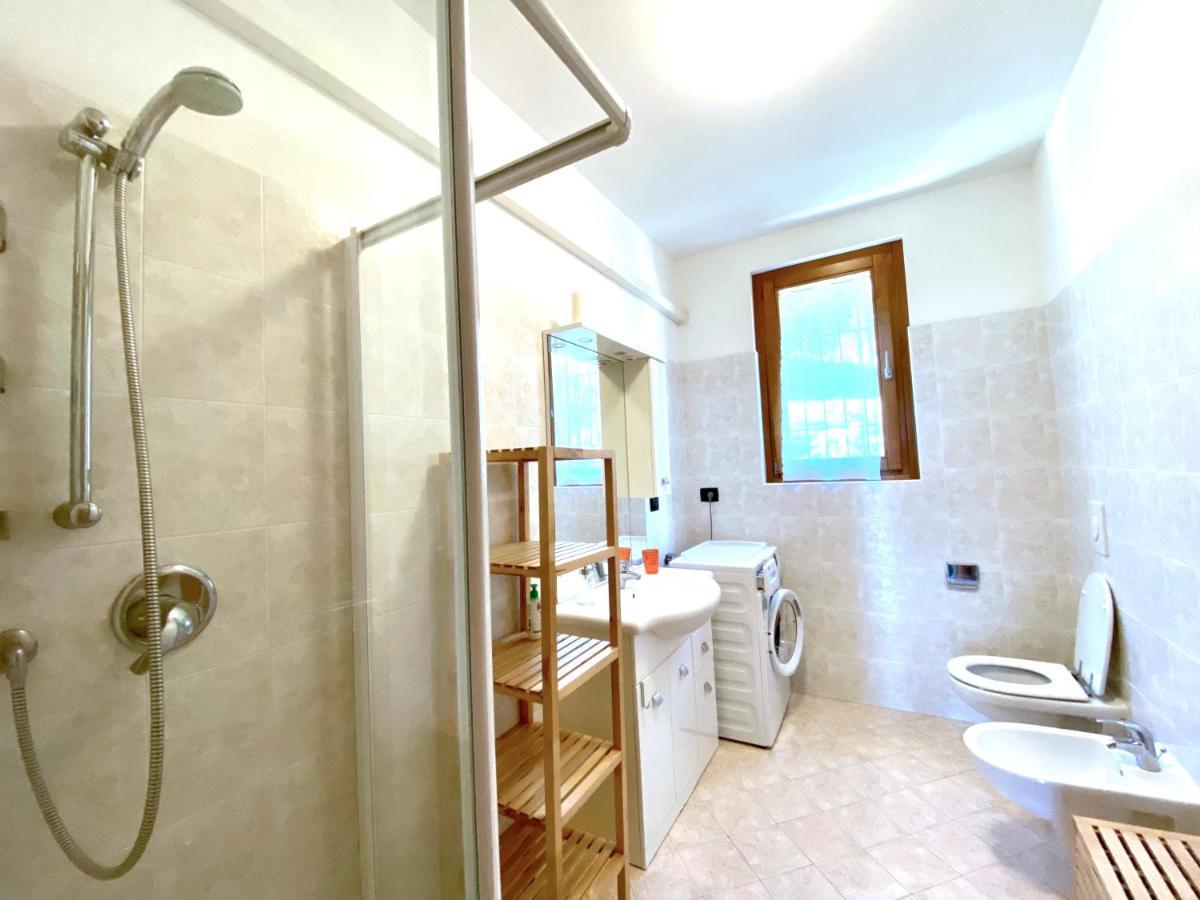 Family Fun Apartment Mezzegra Luaran gambar